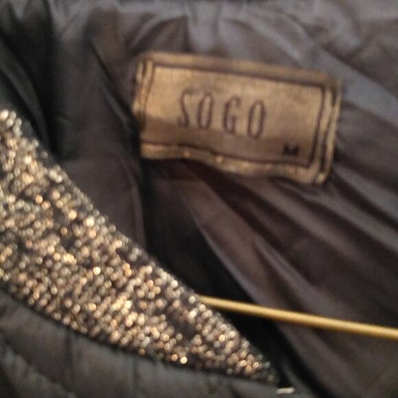 SOGO girls black heart puffer size medium jacket. - Picture 2 of 9